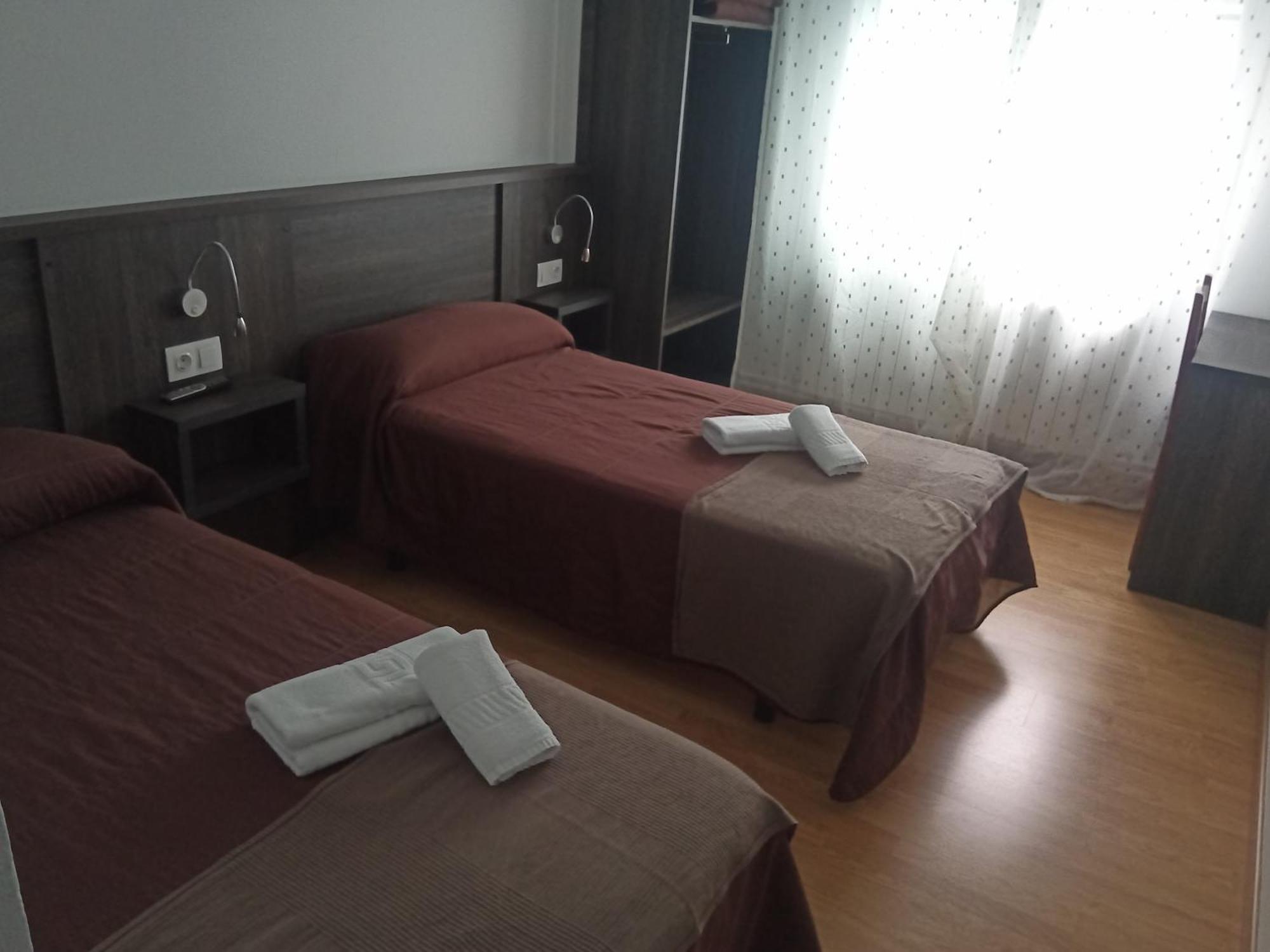 Pension Km66 Palas De Rei Buitenkant foto